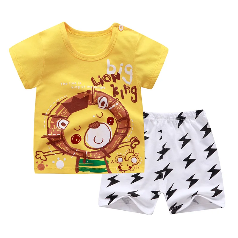 Футболка и короткие штаны хлопковые комплекты одежды для маленьких мальчиков