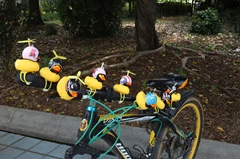 Bel Sepeda Kepala Bebek Lampu Getaran Lampu Kuning Baling-Baling Mainan Anak-anak Kecil Bebek Kuning Capung Bentuk Helm Bambu