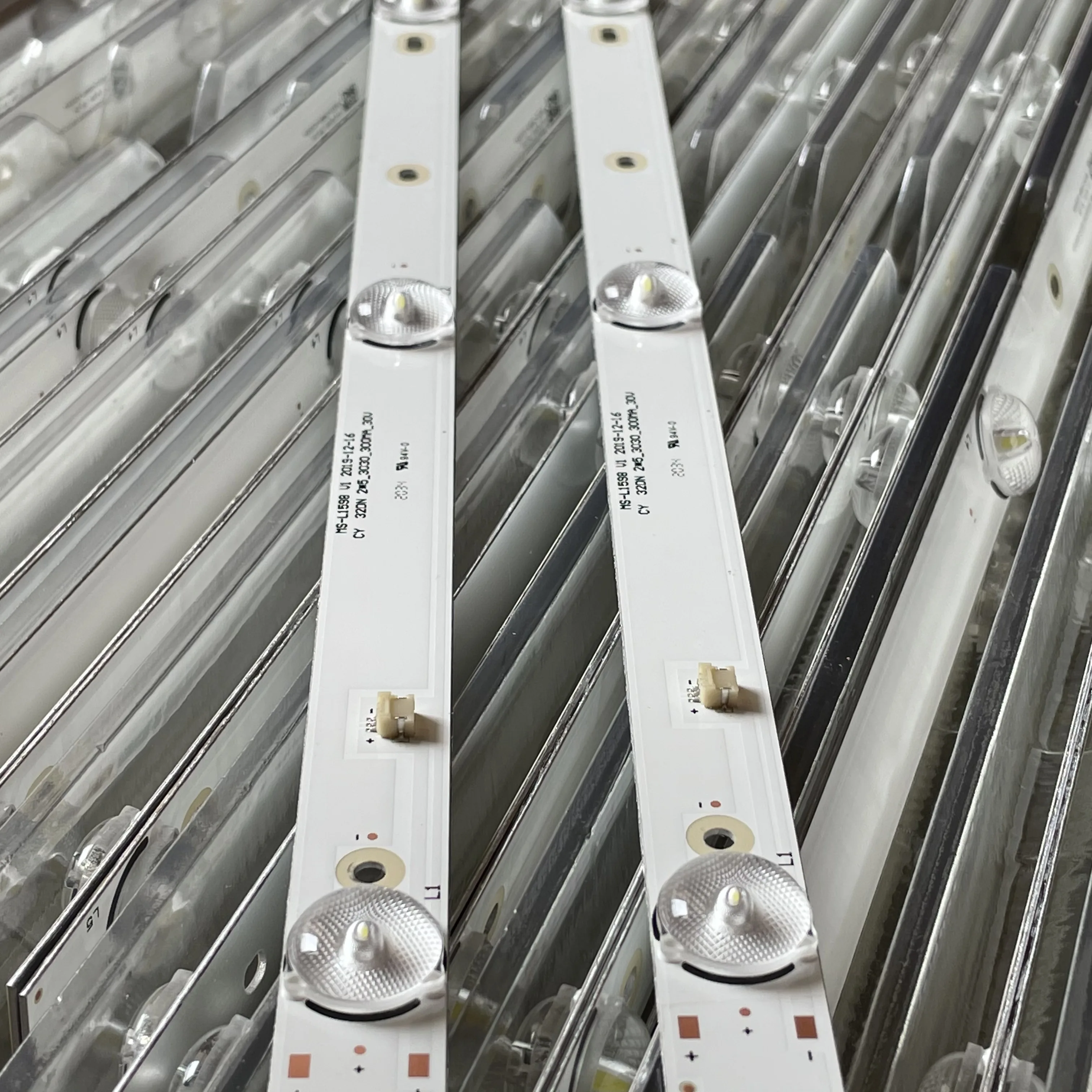 Светодиодный Подсветка ленты 5 лампы для 32 ''ЖК-дисплей ТВ MS-L1598 V1 32DN 2 *