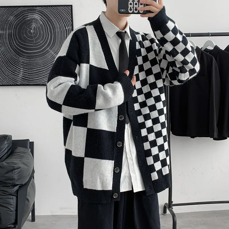

Men's Sweater Cardigan Checkerboard Asymmetrical Plaid Stitching Knitted Coat Lazy Casual Style Autumn Winter Male Streetwear