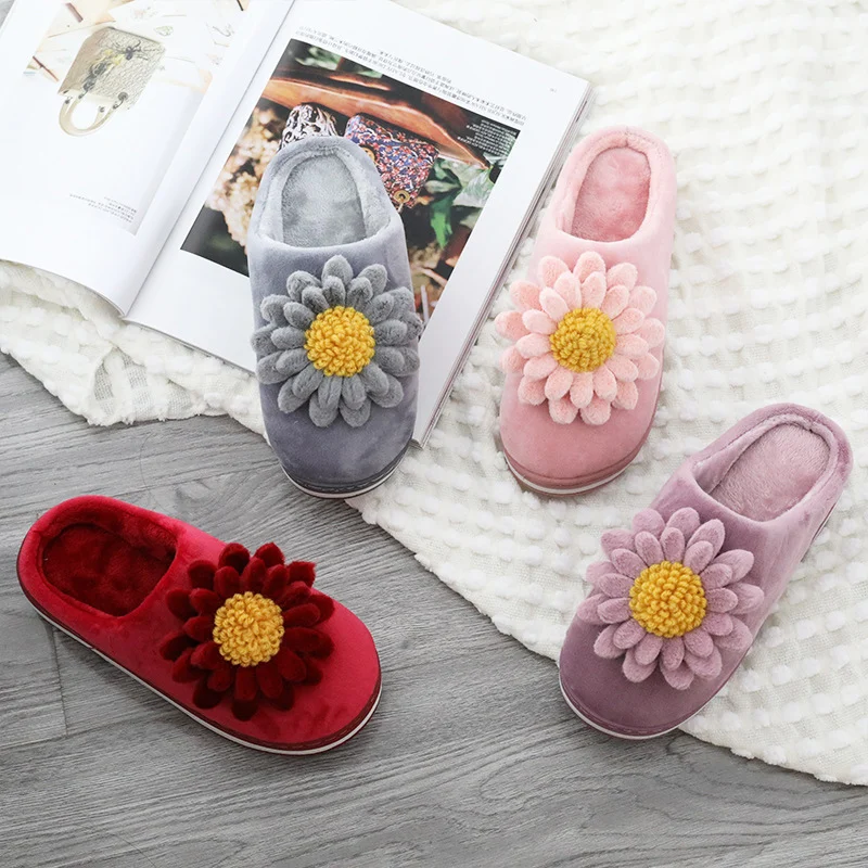 

Beautiful Flower Light Weight Women Indoor Shoes Cozy Plush Non-slip Floor Winter Warm Home Ladies Slippers for Girls 2021 New