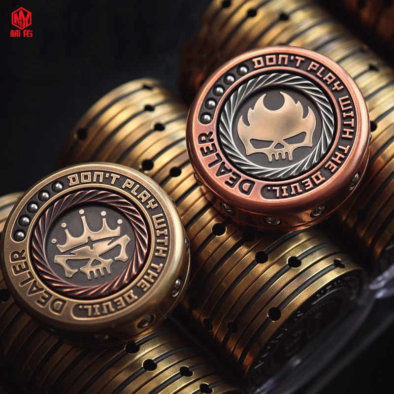 

1PCS Zhuangma Fingertip Gyro Table Brass Finger Decompression Toy EDC Multifunctional Adult Toy