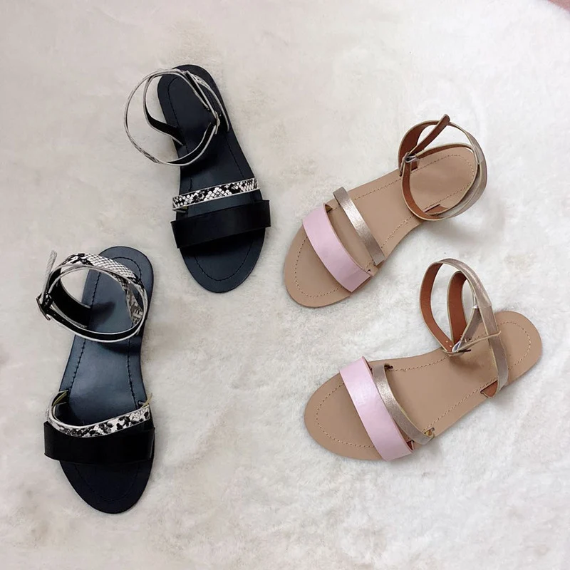 

Women Roman Sandals 2020 New Summer Fashion Snake Print Flat Sandals Sexy Beach Shoes Open Toe Ankle Buckle Female Sandals