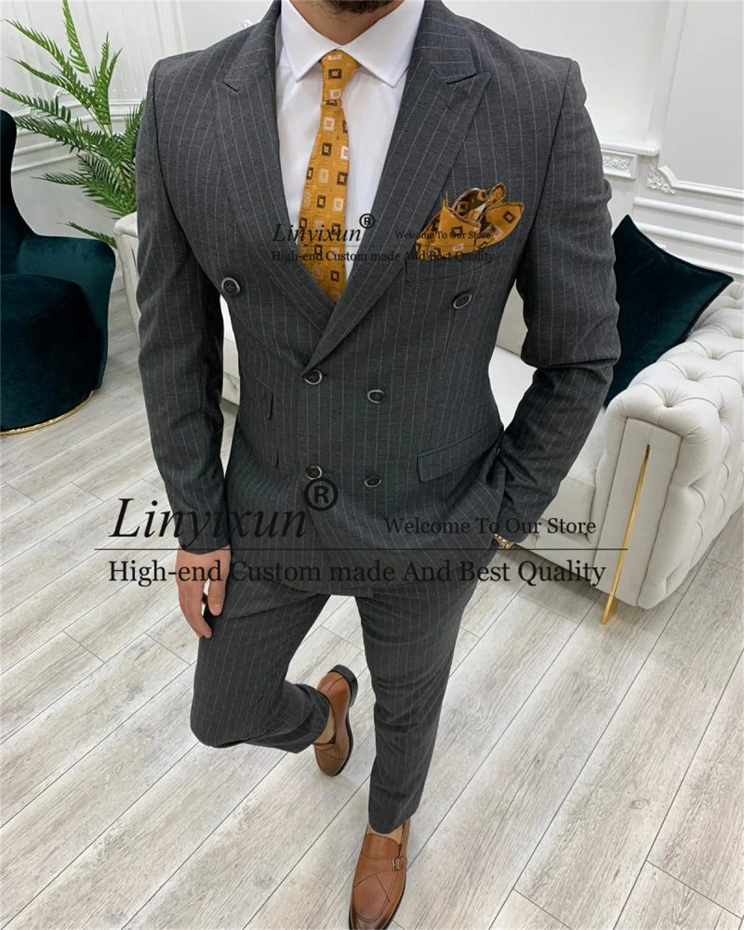 

Classic Gray Pinstripe Mens Suits Double Breasted Groom Weddding Tuxedos 2 Pieces Set Business Man Blazer Prom Terno Masculino
