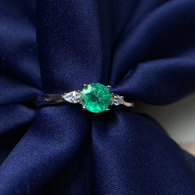 Кольцо из серебра 100% пробы с изумрудом 5 мм|Кольца| |