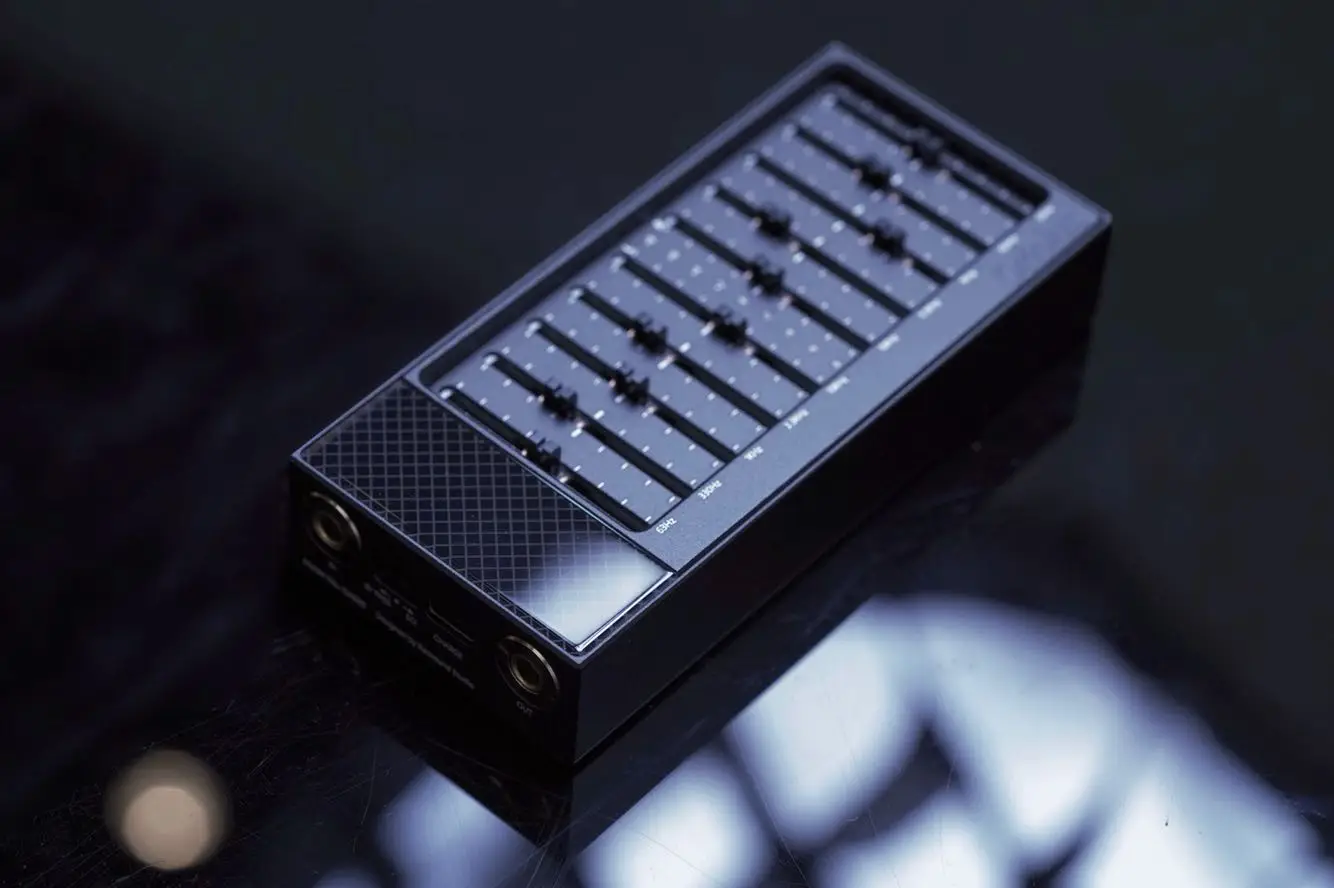 Новый Oriolus SE02 двойной пятиполосный графический эквалайзер 4 выход