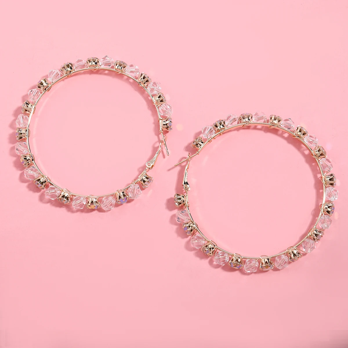 

2021 Fashion Metal Round Claw Chain Rhinestone Hoop Earrings Ladies Retro Temperament Popular Jewelry Accessories