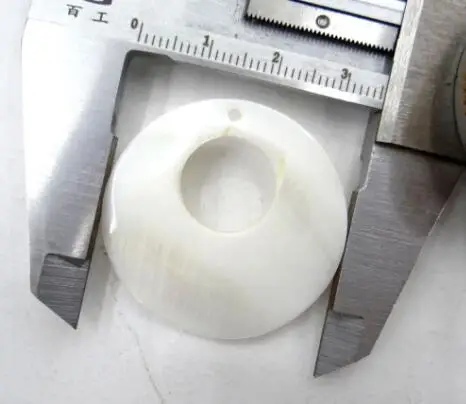 

natural Quartz crystal Abalone Shell carved the Round shell pendant for diy Jewelry making necklace Accessories 10PCS A23