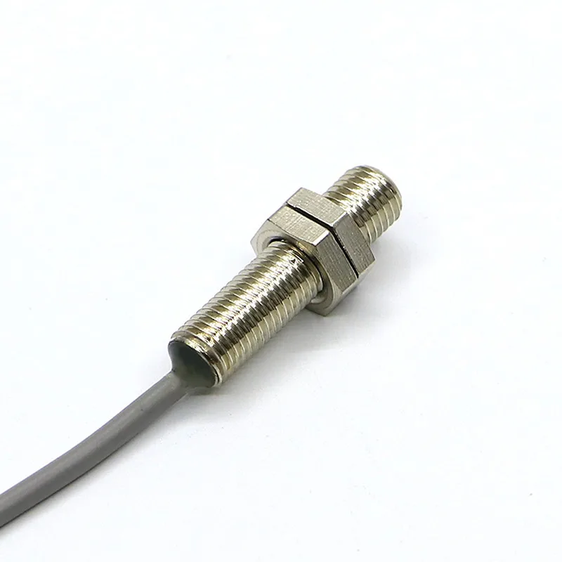 Электрический датчик давления TR08-1.5DN2 цилиндр 8 мм Китай производитель гарантия