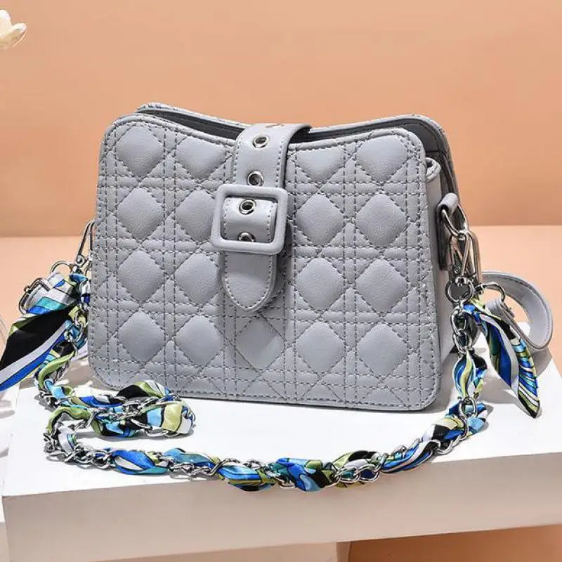 

Bag Women 2021 New Rhombus Chain Small Square Bag Handbag High-end Niche Underarm Shoulder Messenger Female Bag Sac A Main