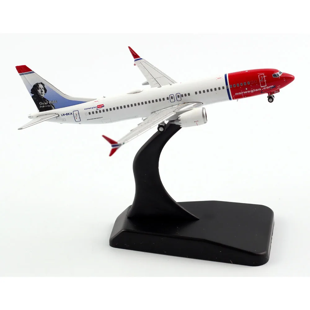 Коллекционный самолет из сплава 1:400 JC Крылья XX4151 норвежские авиалинии Боинг