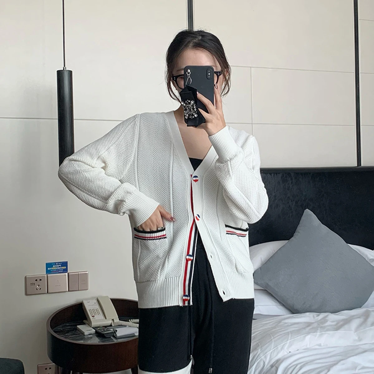 

Женский шерстяной свитер с V-образным вырезом, однобортный трикотажный облегающий пуловер в винтажном стиле