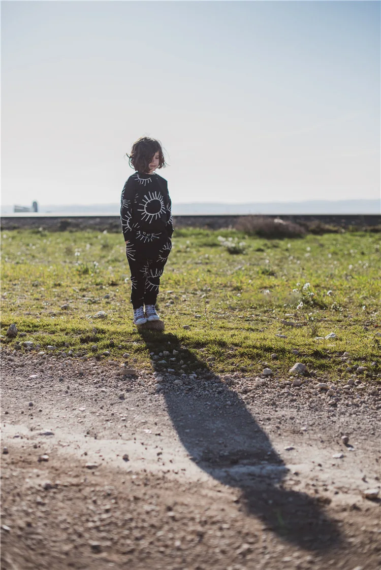 Осенняя детская одежда, толстовка с надписью «Little Man Happy» для маленьких девочек, штаны, Рождественский наряд на День Благодарения для девочек, одежда для маленьких мальчиков