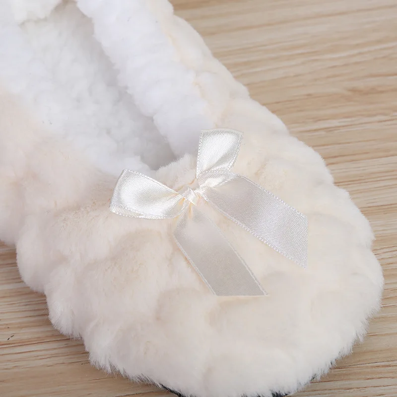 

Indoor house slippers warm and soft plush slippers non-slip indoor fur slippers solid color cute ladies shoes