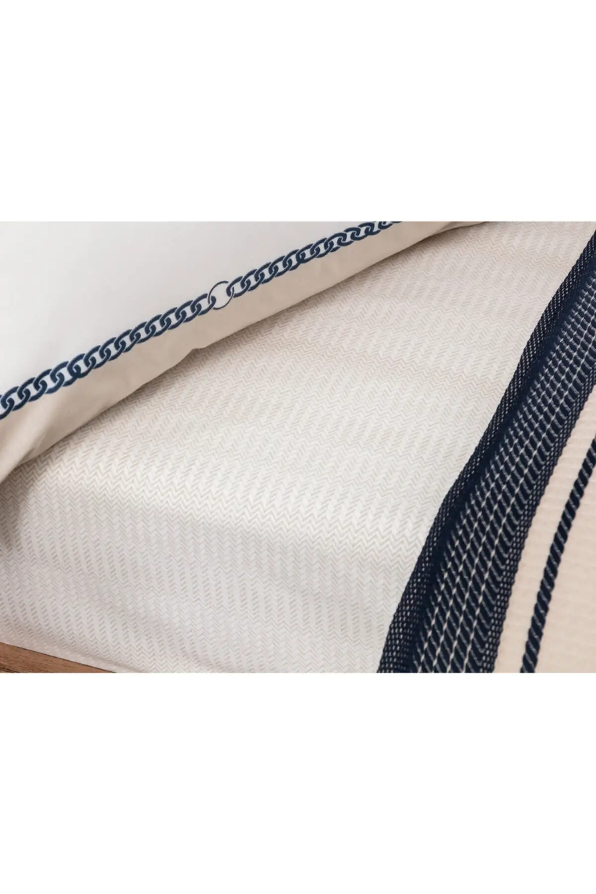 

Alven Double Personality Bordrl Pike Set-Beige/Navy Blue Single Size 200x220 Cotton Tubeless