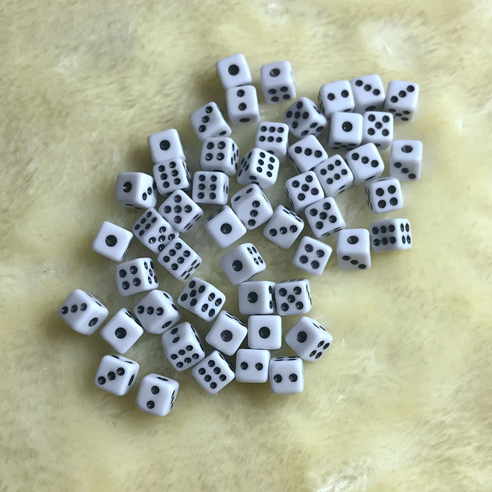 50 шт./лот кубики 8 мм пластиковые белые игровые кости стандартные шестигранные решалки вечеринки настольная игра кости оптом.