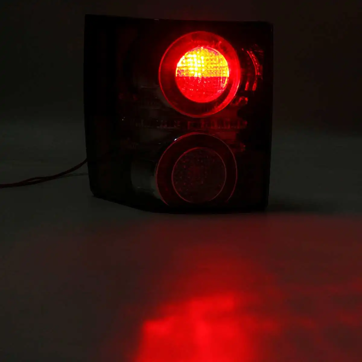 

Pair Car Rear Taillight Brake Lights BumperTail Light Stop Lamp for Land Rover Range Rover 2010 2011 2012 Car Accessories