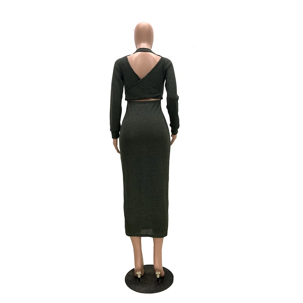 Однотонное сексуальное трикотажное платье миди с открытой спиной круглым