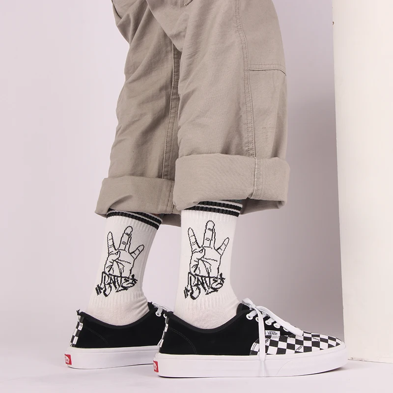 

all seasons west coast bboy street dance socks Men and Women Harajuku Female cotton hiphop fashion Socks skateboard socks