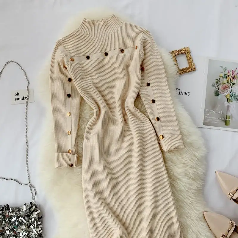 Теплое женское платье свитер зимняя винтажная одежда облегающее белого цвета на