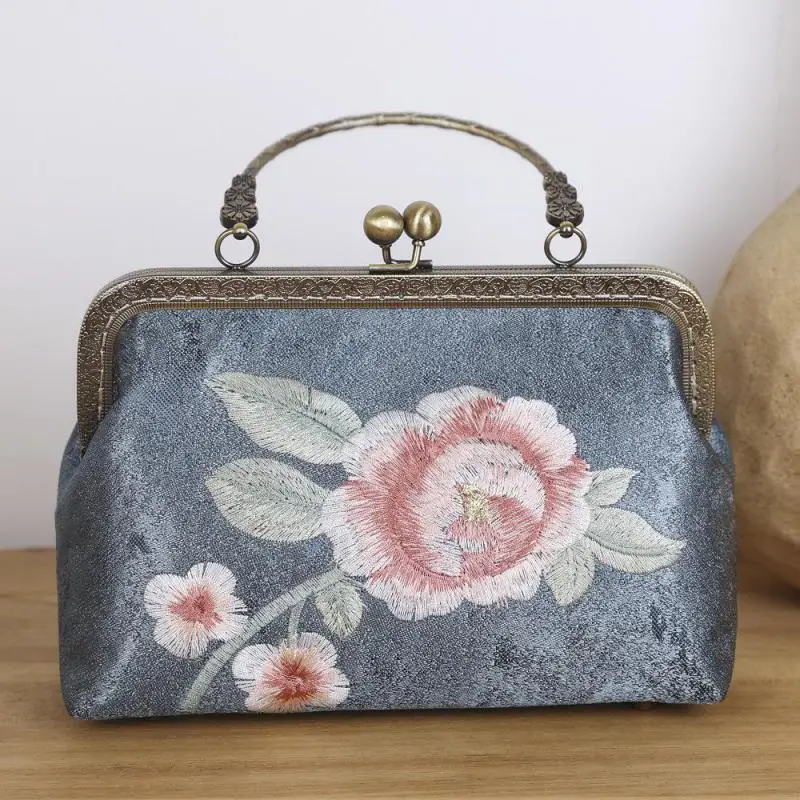 

Embroidery Handmade Bag 2021 New Ladies Mini Bags Retro Versatile Hasp Women Evening Clutch Purses Cheongsam Bag
