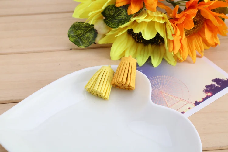 20 шт. 3,4 см замша кожа кисточкой бахрома DIY аксессуары серьги ювелирные изделия фурнитура брелок для телефона ремесло ремни кулон кисточки
