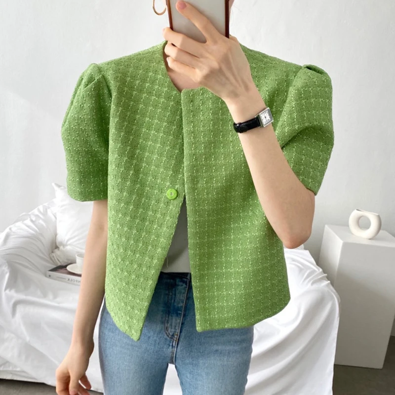 Женская куртка с пуговицами летняя Свободная зеленого цвета круглым воротником |