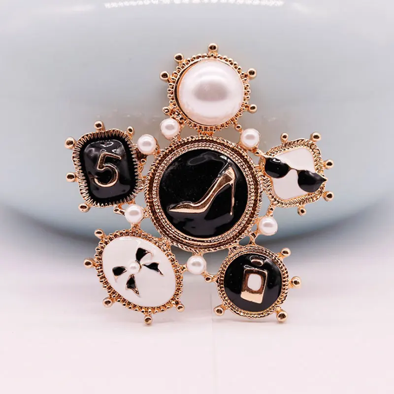 

Fashion New Brand Design Girl Brooches High Heel Bow Ball 5 Prom Oil Big Pearl Brooch For Woman