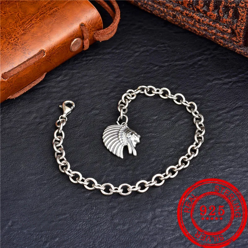 

Korean version 100% 925 sterling silver bracelet Thai silver portrait pendant ladies bracelet fashion silver jewelry