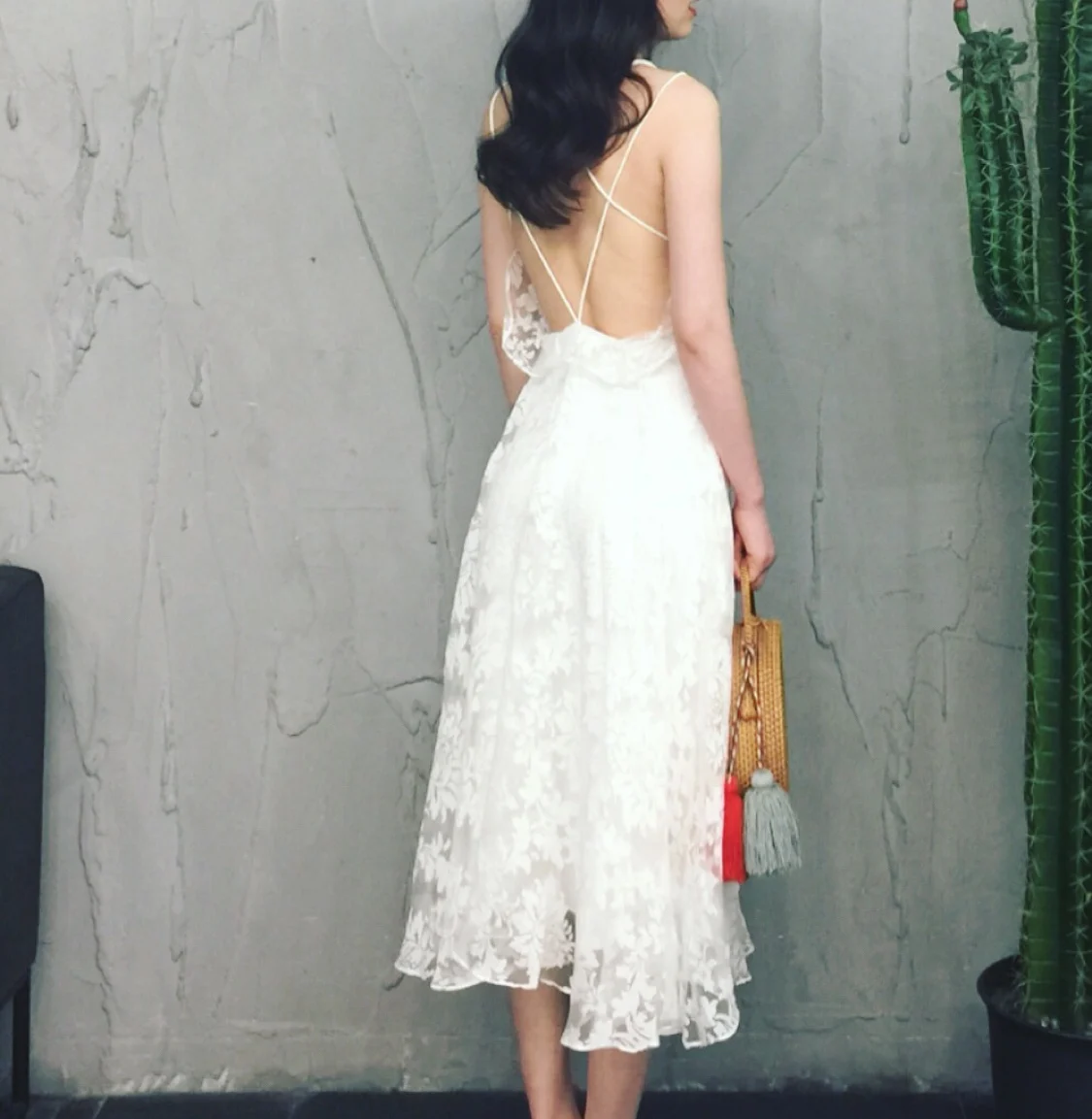 Женское пляжное платье Белое Облегающее Платье с открытой спиной и цветочным