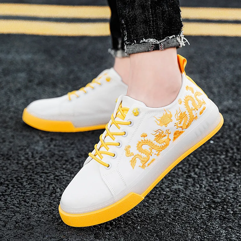 2021 Fashion Yellow Flower Embroidered Shoes Men Summer Sneakers Platform Flats Breathable Silk Cloth Casual |