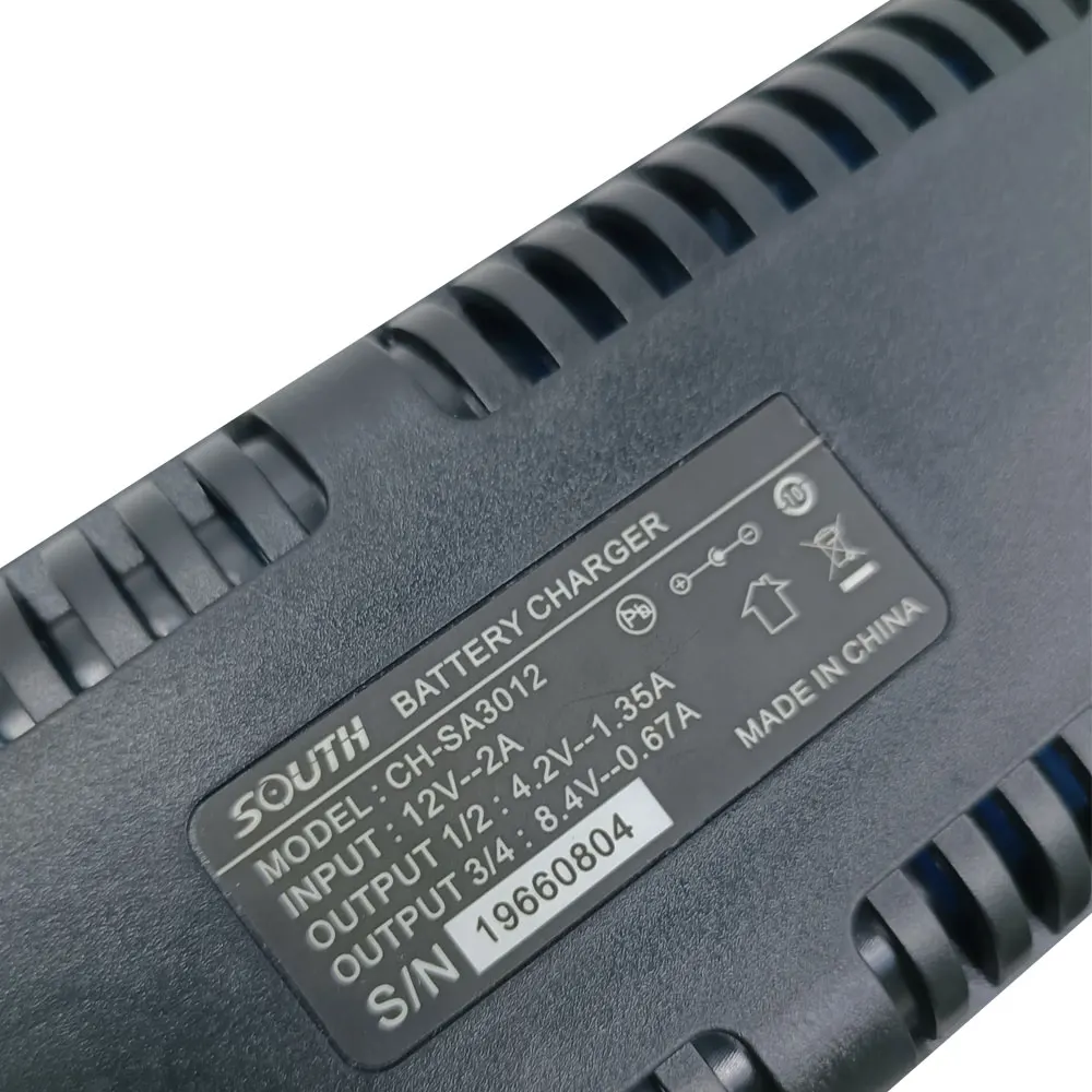 Зарядное устройство с четырьмя отсеками для Южная S82 RUIDE R90 KOLIDA K9 SANDIN T23 GNSS BT-L7408W L7402