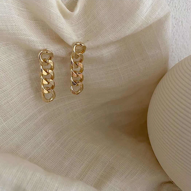 Новые корейские серьги с ниспадающими кисточками и металлической цепочкой