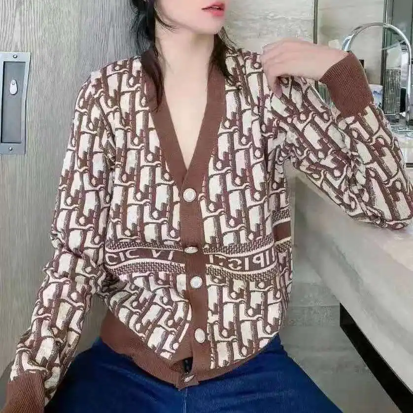 

Europe station 2021 spring and autumn new top fashion brand letter printing knitting cardigan V-neck loose sweater women