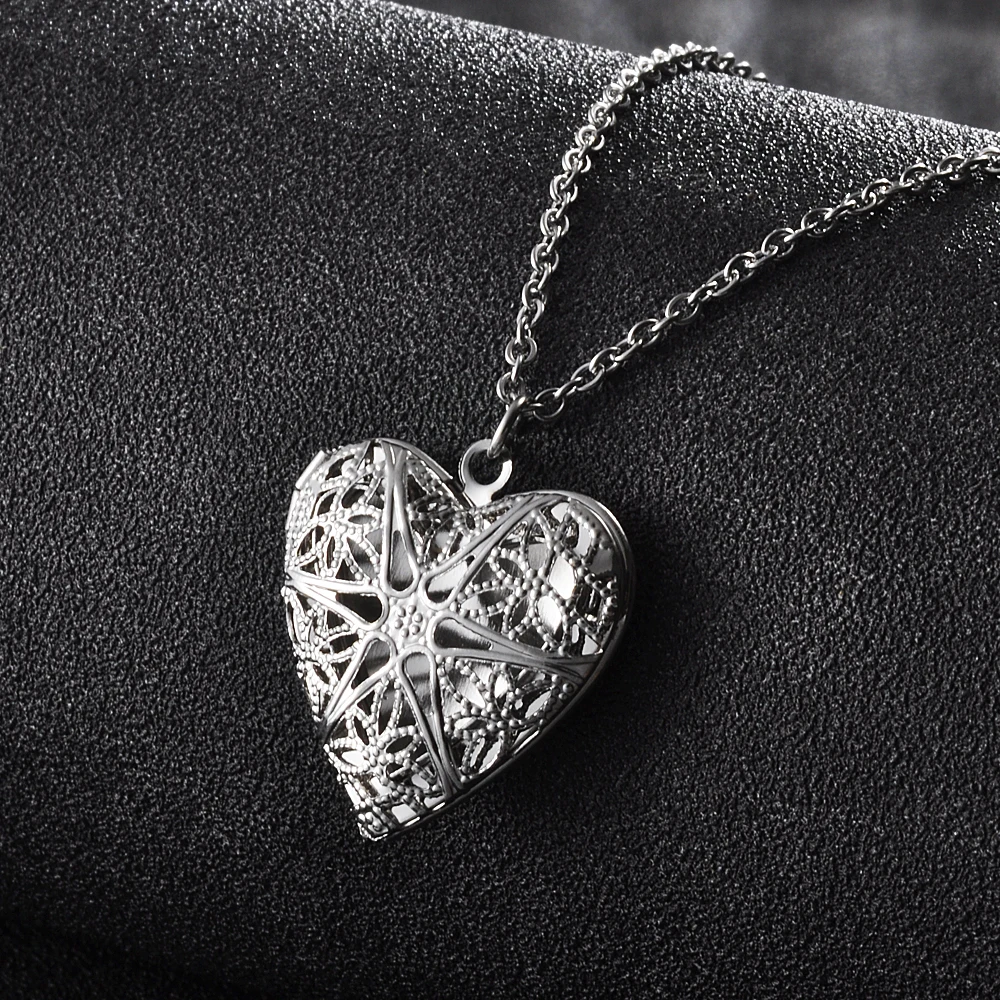 

1pc Heart Shaped Friend Photo Picture Frame Locket Pendant for Necklace Romantic Fashion Jewelry Nice Gift