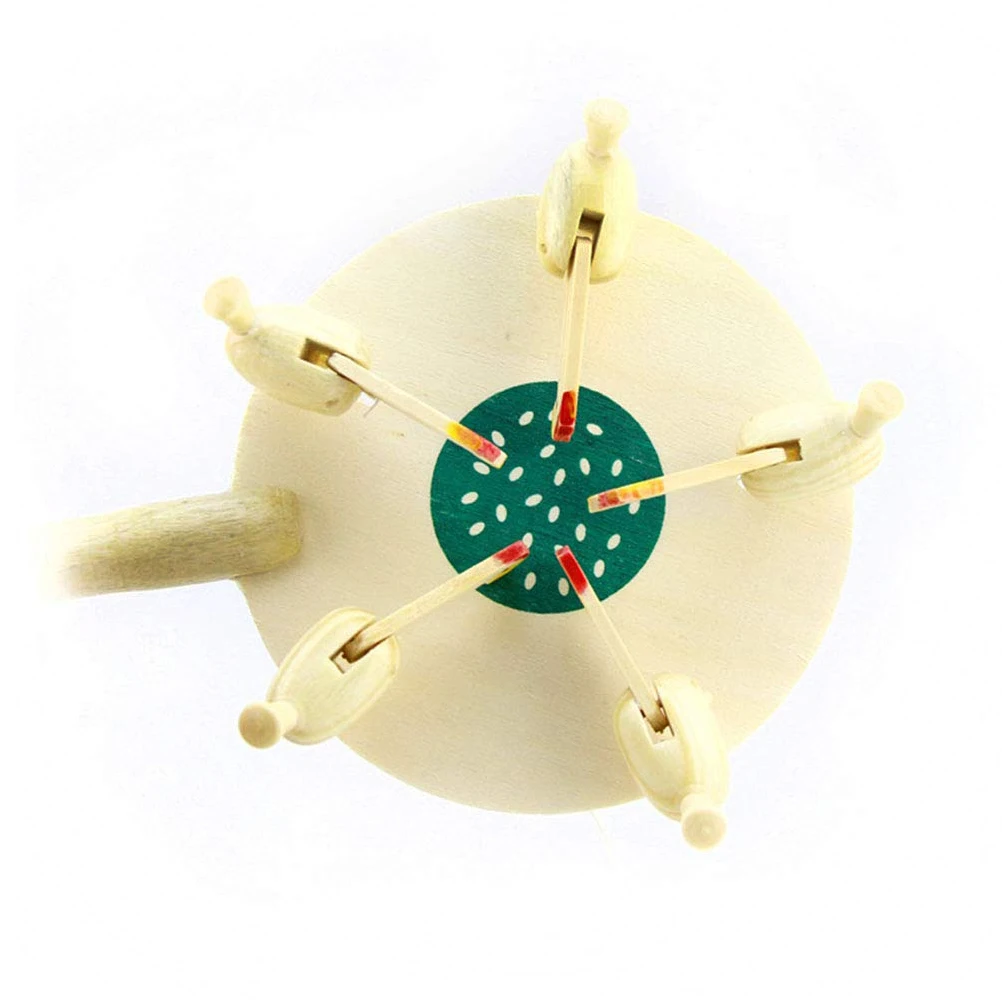 Детские образовательные игрушки включают светящиеся объекты с изображением