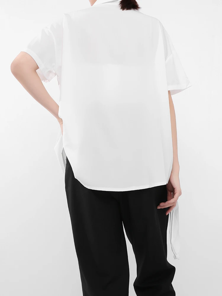 

[EAM] Women White Ribbon Pleated Big Size Blouse New Lapel Short Sleeve Loose Fit Shirt Fashion Spring Summer 2021 1DD987700