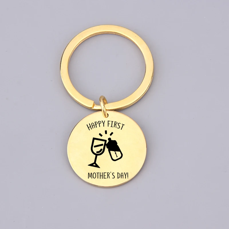 Подарок на день матери брелок с гравировкой счастливый первый красные бокалы для