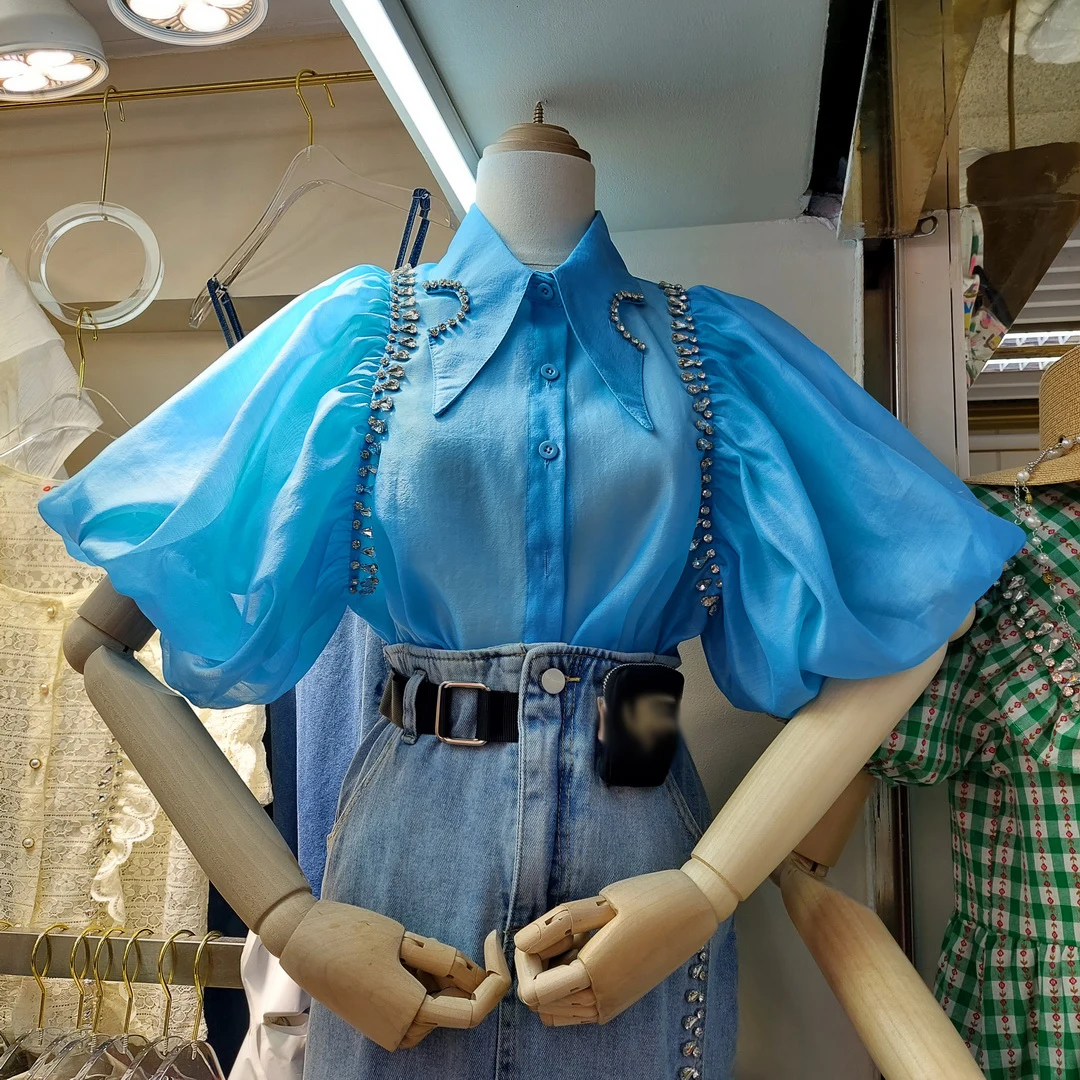 

2021 Summer Korean Sweet French Style Puff Sleeve Blouses Women Exquisite Rhinestone Chiffon Shirt Fashion Simple Buttoned Top