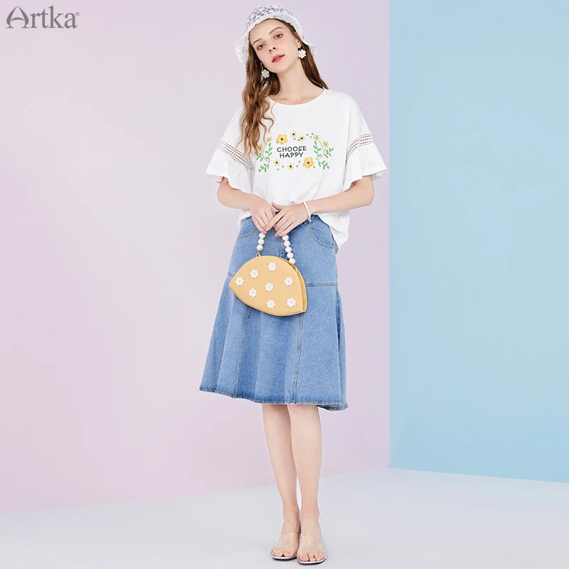 Женская футболка с круглым вырезом ARTKA свободная из чистого хлопка цветочной