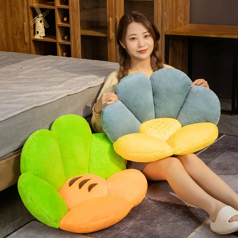 

Симпатичная мягкая подушка в виде лапы, милая плюшевая подушка в виде моркови, кактуса, набивная Подушка, напольное кресло для помещения, до...