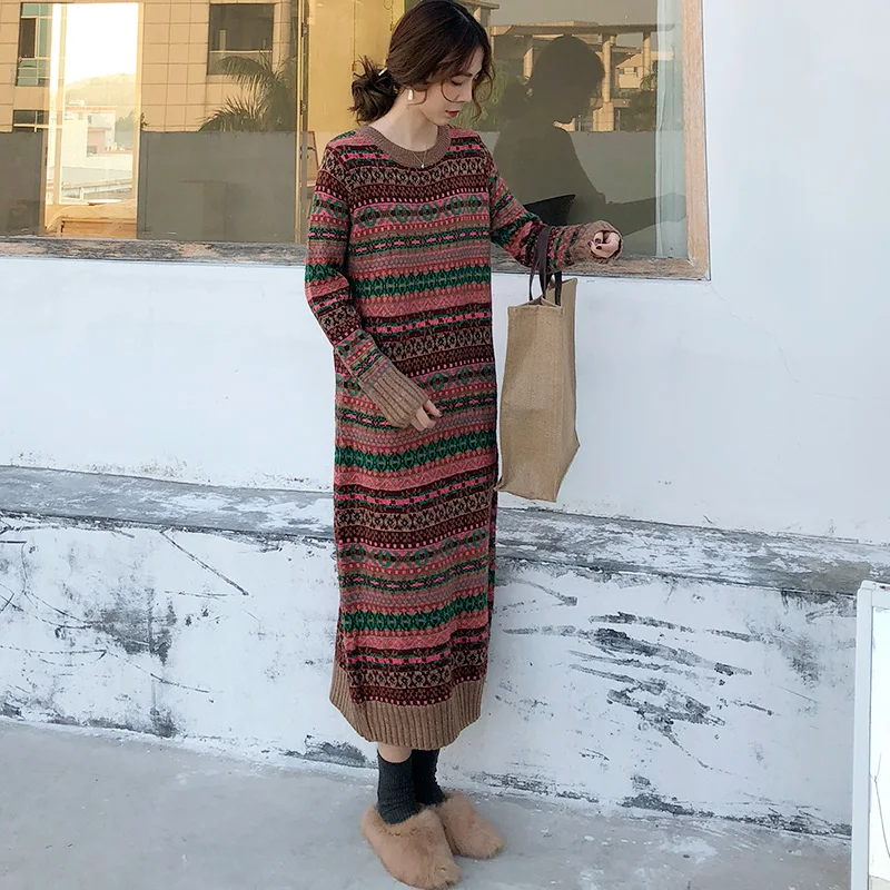 Женское зимнее винтажное платье свитер 2019 с круглым вырезом в полоску до