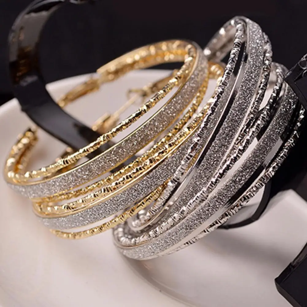

1 Pair Ear Dangle Round Shaped Exquisite Alloy Shiny Fashion Ear Circle for Women