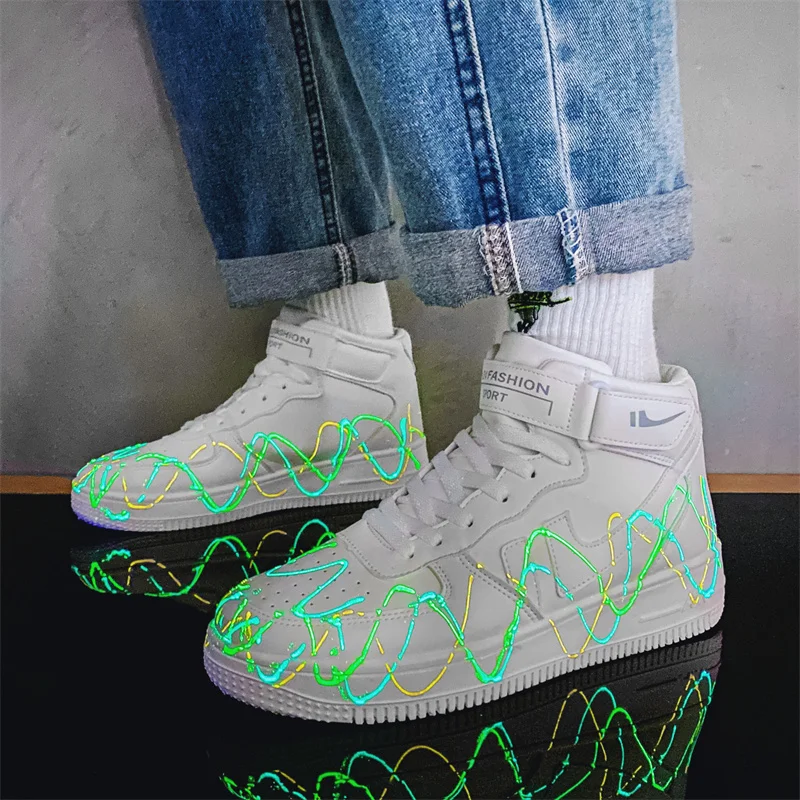 

Лидер продаж, модная мужская светящаяся повседневная обувь, спортивная обувь для влюбленных, уличная спортивная обувь, баскетбольная тенни...