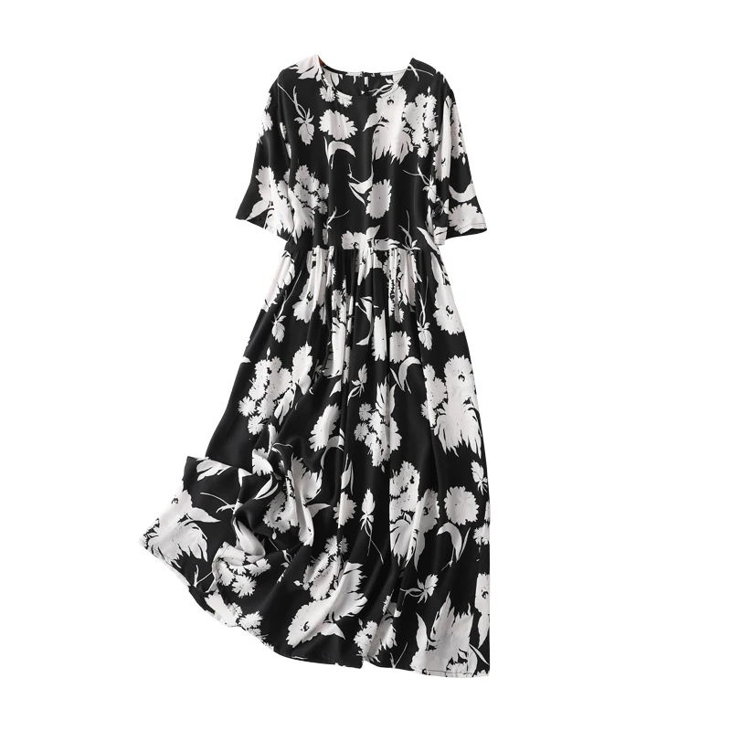

Women's 100% Silk Sleeve luxury Fashion Heavy Round neck Long Dress Black and white art big flowers One Size L1039