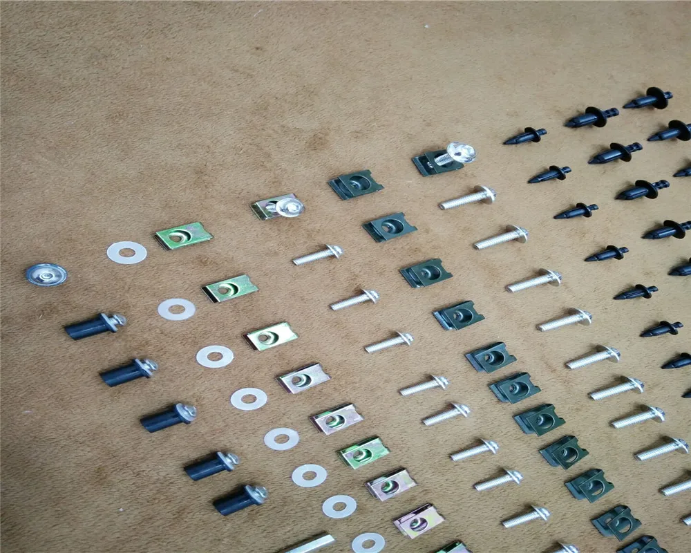 Комплект обтекателей болты для кузова винты подходят HAYABUSA/GSXR1300 1999 2000 2001-2007 |