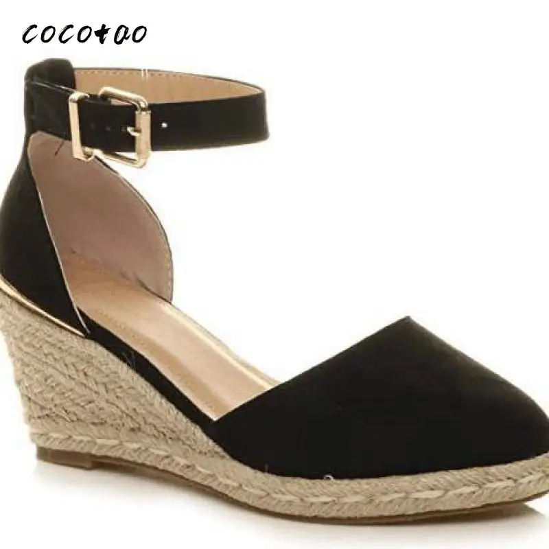 Женские босоножки в ретро стиле плетеные сандалии из соломы на танкетке матовой