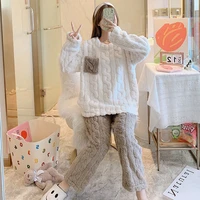 casual loose simple plus velvet thick thick warmth long sleeved flannel autumn and winter new long sleeved pajamas