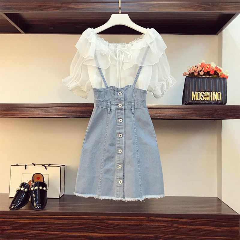 

Женский костюм-двойка с юбкой на бретелях, Летний Новый сексуальный уличный костюм из рубашки с коротким рукавом и джинсовой юбки на пугови...