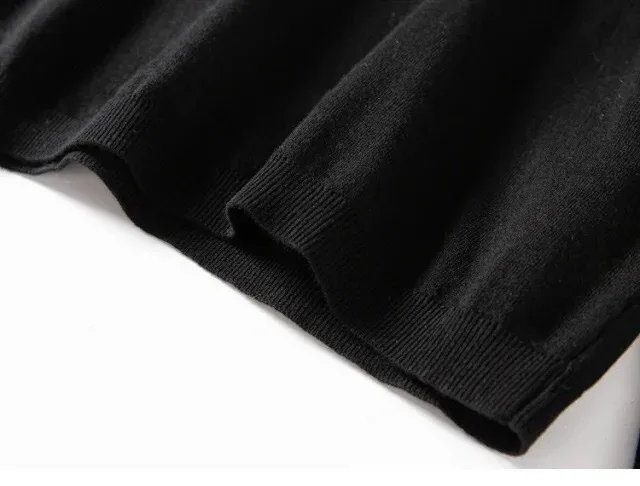 

2020 Autumn and Winter Women's Buttoned Neckline Silk Wool Turtleneck Sweater